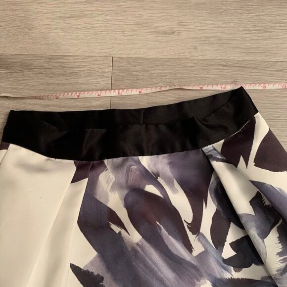 Prabal Gurang Floral Assymetrical Silk Skirt - Picture 6 of 6